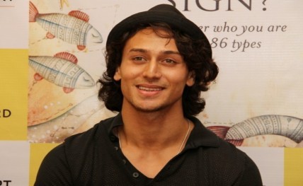 tiger shroff20151104124411_l